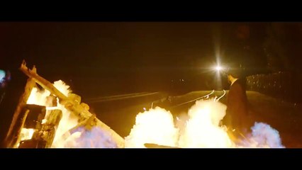 Tráiler "La sombra de la ley", dirigida por Dani de la Torre y protagonizada por Luis Tosar, Michelle Jenner, Vicente Romero y Ernesto Alterio