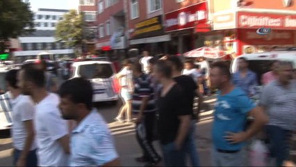 Kamyonet 3 yaşındaki çocuğu altına aldı...Feci kaza saniye saniye kamerada