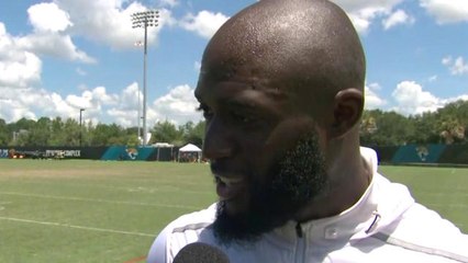 Fournette bought Louis Vuitton bags for entire O-line
