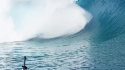 Adrénaline - Surf : Vision- Kelly Slater on Teahupo'o
