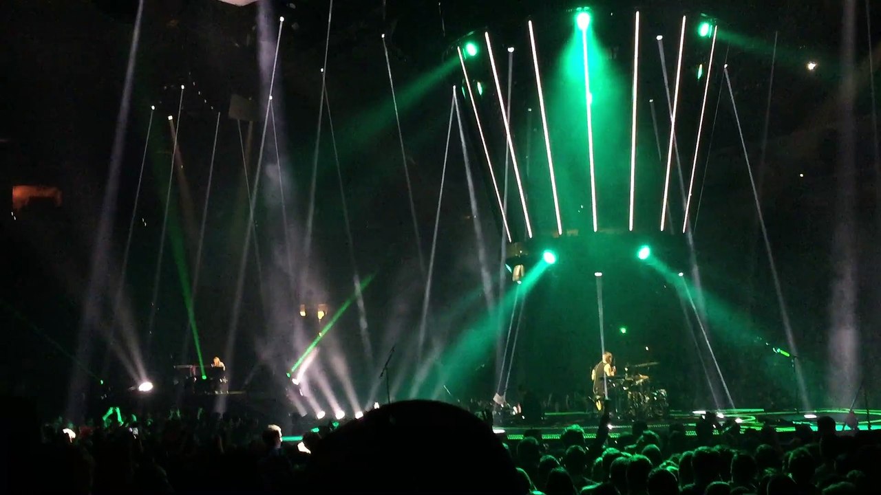 Muse - Apocalypse Please, Philadelphia Wells Fargo Center, 01/31/2016