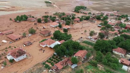 Elmalı'da sel ev ve ahırlara zarar verdi - ANTALYA