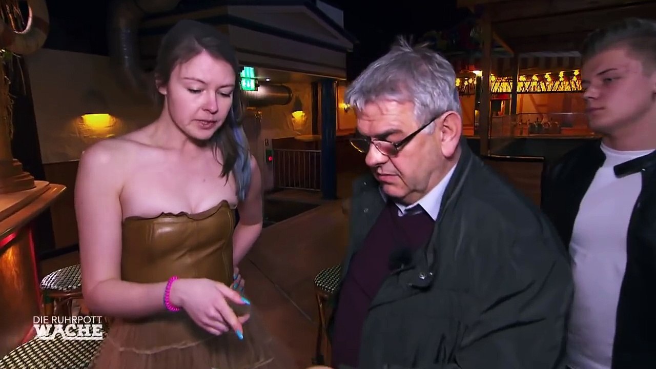 Mädchen (19) nach Party verschwunden: Was ist ihr passiert? | Die Ruhrpottwache | SAT.1 TV