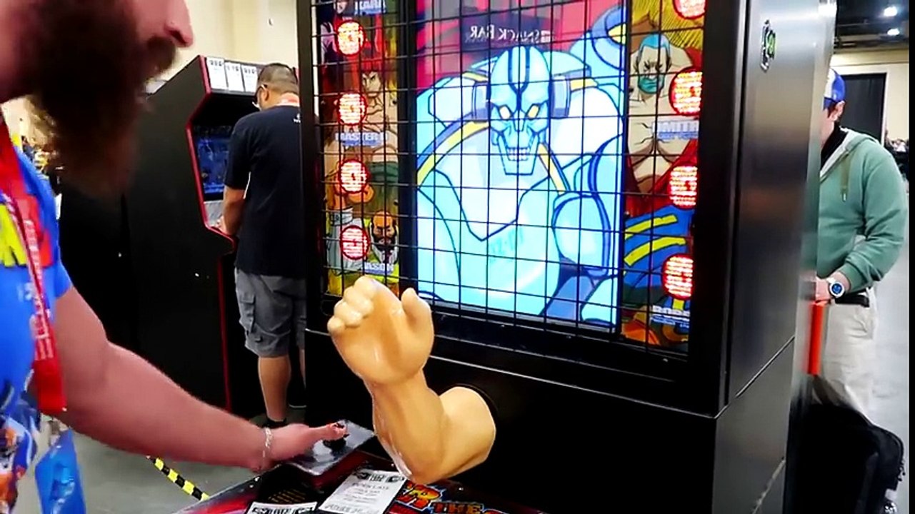 Over The Top Arm Wrestling Arcade Game at EVO! (Full Footage)
