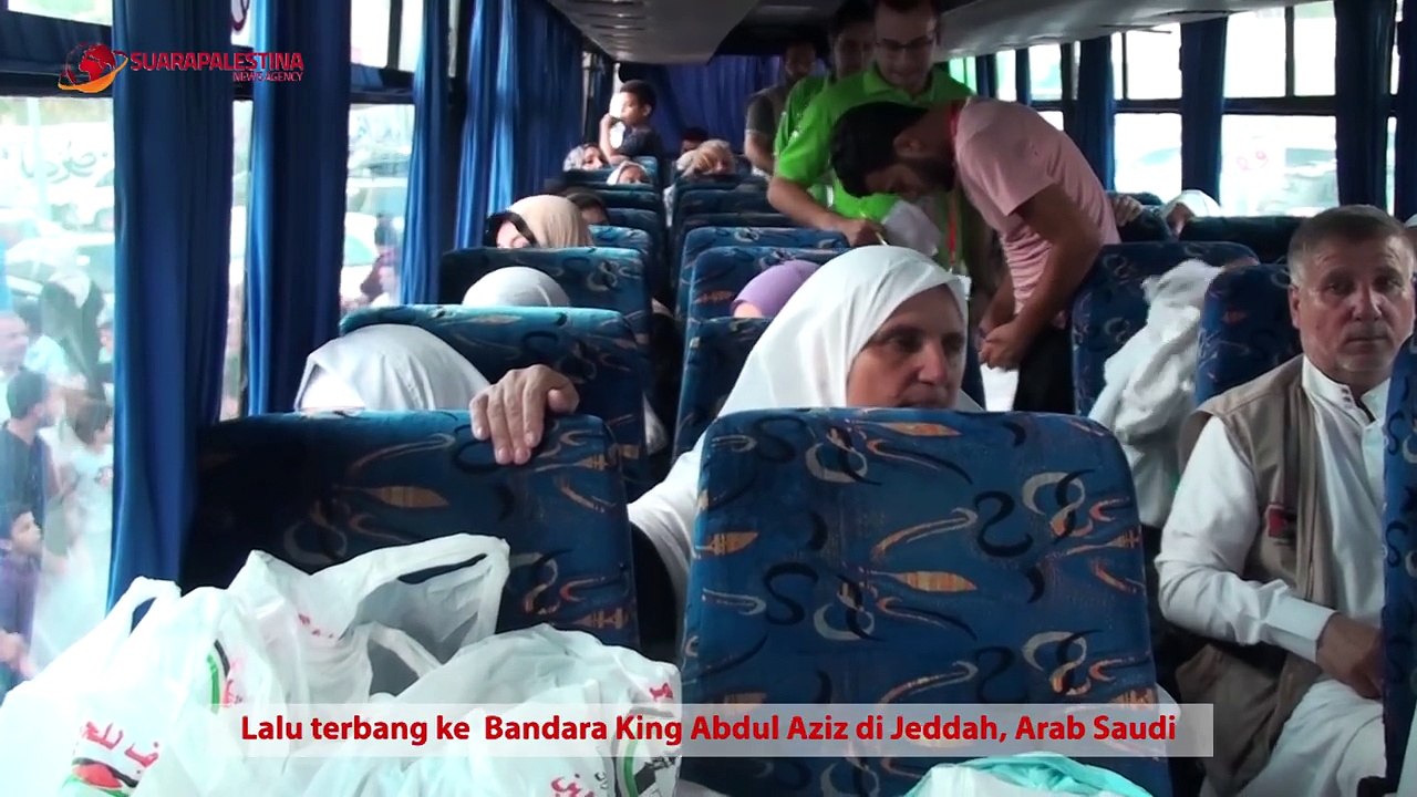 ROMBONGAN HAJI ASAL GAZA PALESTINA BERTOLAK MENUJU MAKKAH