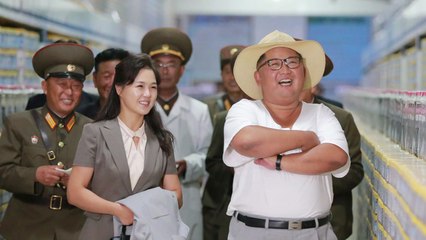 김정은, 황남 젓갈공장 시찰...리설주 동행 / YTN