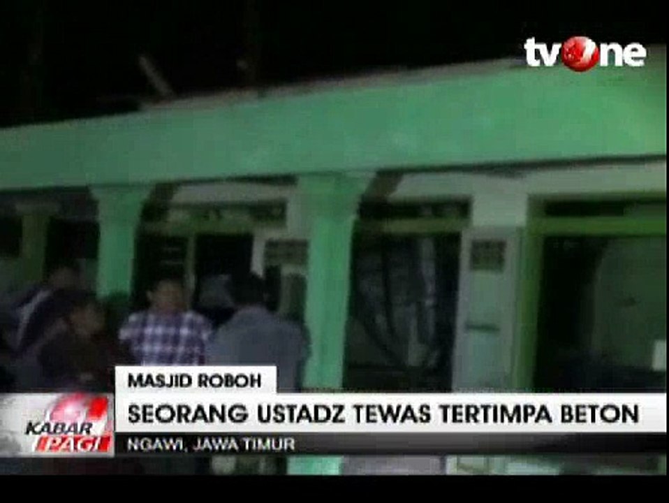 Pilar Masjid di Ngawi Roboh Menewaskan Guru Ngaji
