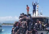 Terrified Tourists Flee Gili Islands After Lombok Earthquake