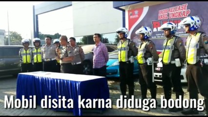 Polrestabes Kota Surabaya Sita 30 Mobil Bermasalah