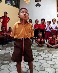 [Funny Video] - Trò chơi khốn nạn nhất với người chơi