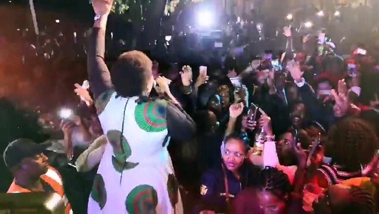 Waar was jy - Yvonne Chaka Chaka at Botswana Craft