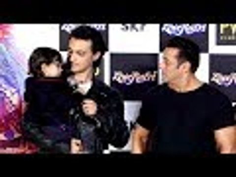 Salman Khan's CUTE MOMENT With Nephew Ahil Sharma At Loveratri Trailer Launch