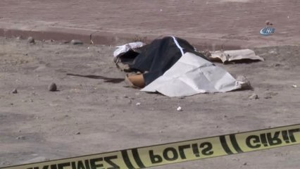 Barışma Teklifi Reddedilen Adam Önce Kız Arkadaşını Vurdu Sonra İntihar Etti