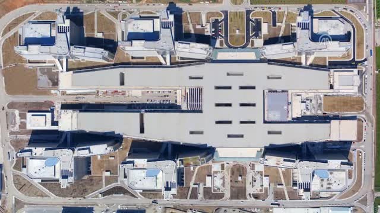 Yeni Şehir Hastaneleri Açılış İçin Gün Sayıyor