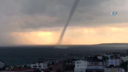 Arnavutköy Sahilinde Hortum Çıktı...o Anlar Saniye Saniye Kamerada