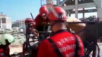 Çalıştığı minarenin içine düşen işçi ağır yaralandı