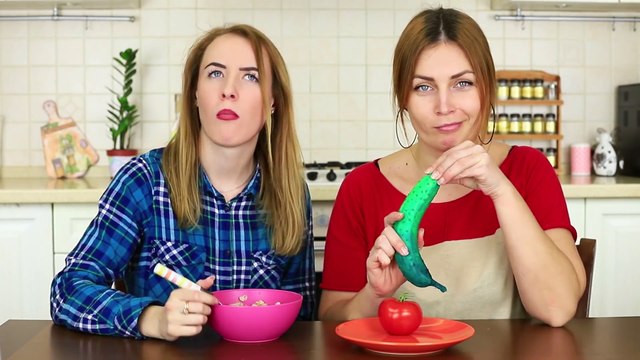 9 CHOSES ÉTRANGES À FAIRE QUAND TU T'ENNUIES BLAGUES MARRANTES | Troom Troom FR