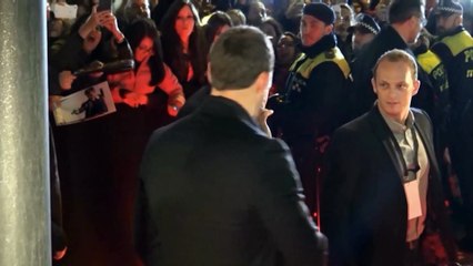 Angelina Jolie denuncia que Brad Pitt no paga la manutención