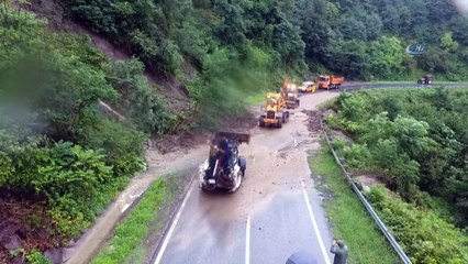 Ünye sele teslim oldu... Heyelan bölgesi havadan görüntülendi