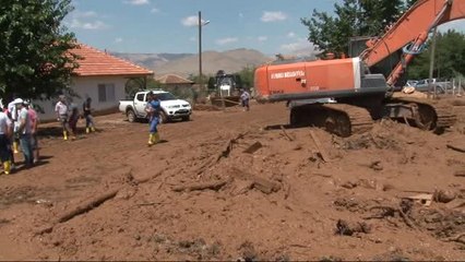 Karaköy, 40 Yıl Sonra Aynı Felaketi Yaşadı...ilçe Çamura Bulandı