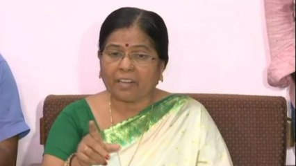 Muzaffarpur Shelter Home case में Nitish Kumar की Minister Manju Verma ने दिया resign|वनइंडिया हिंदी