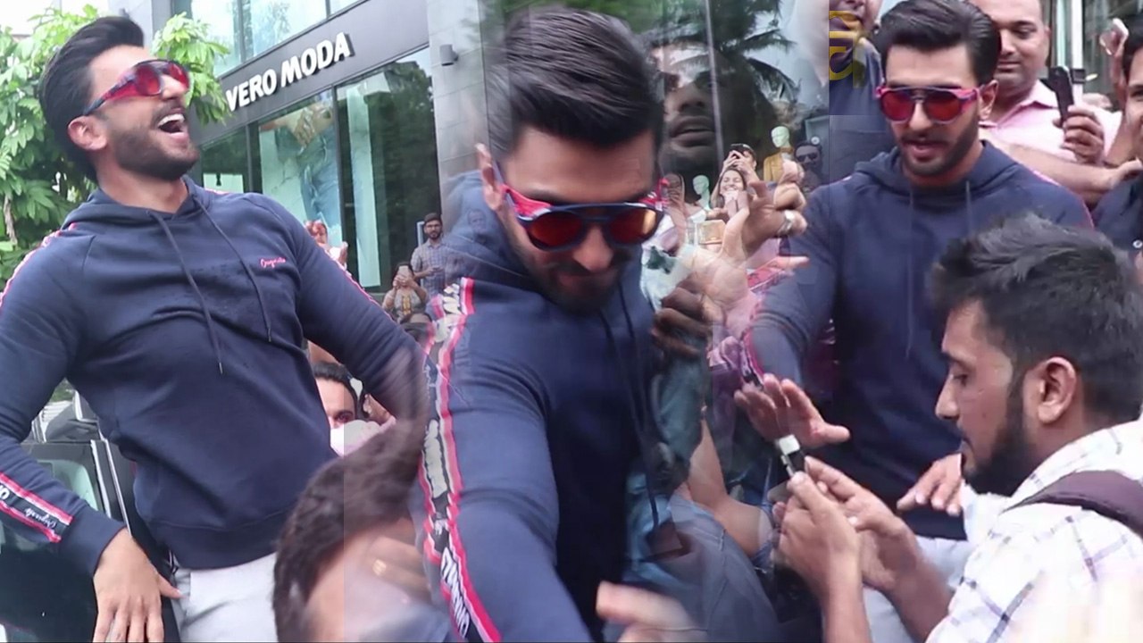 Ranveer Singh's FANS goes CRAZY after seeing him in Jack & Jones Showroom; Watch Video | FilmiBeat