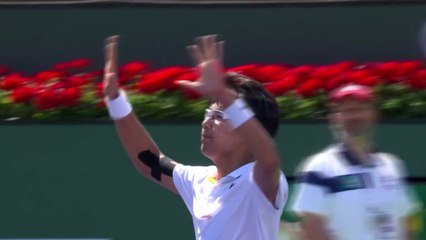 정현, 등 부위 통증으로 기권...조코비치와 맞대결 무산 / YTN