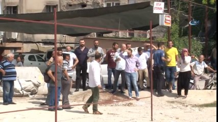 Evlerini Yıktırmamak İçin Mahalleyi Birbirine Kattılar