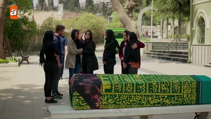 Akrabalarına düşman olan Meral! - Kırgın Çiçekler 43.Bölüm