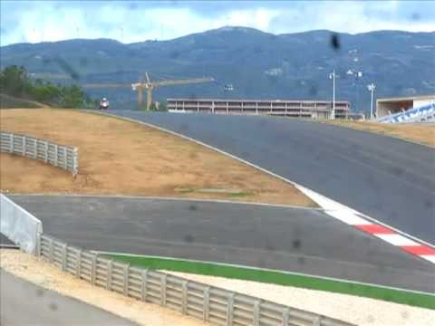 MCN Sport: Ben Spies and Tom Sykes test the 2009 Yamaha R1