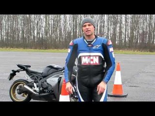 Honda Fireblade: ABS v non-ABS