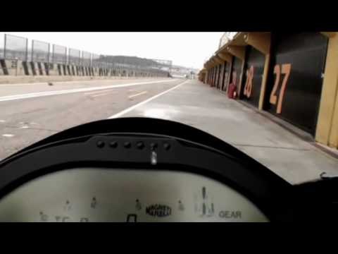 Triumph Daytona 675 and Street Triple R race bikes ridden