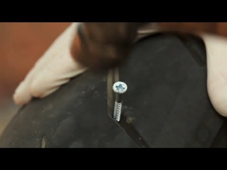How to fix a punctured motorcycle tyre with Gyrpp