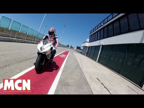 MV Agusta F3 800 | First Rides | Motorcyclenews.com