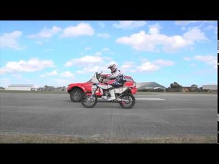 Husqvarna TE449 vs Bowler EXR | Specials | Motorcyclenews.com