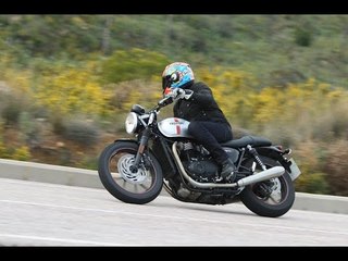 Triumph Street Twin | First Ride | Motorcyclenews.com