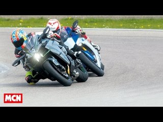 Kawasaki H2 2015 ridden at Rockingham by Neevesy | First Ride | Motorcyclenews.com