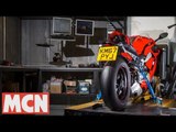 Ducati Panigale V4 | Dyno test | Motorcyclenews.com