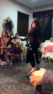 Pakistani Stage Nanga Mujra - Wedding Dance