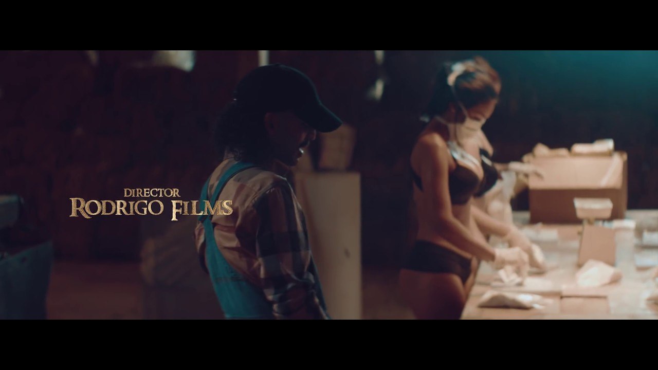 Arcangel - El Granjero  [Official Video]