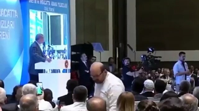 Cumhurbaşkanı, “Bu kardeşinize yetkiyi verin, şunla bunla nasıl uğraşılır göreceksiniz” demişti; TL, 50 günde yüzde 25 değer kaybetti