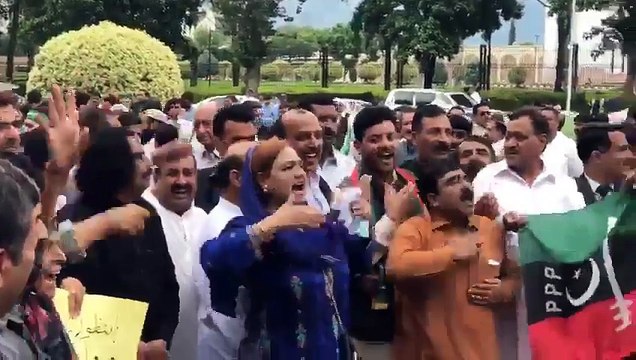 الیکشن کمیشن کے سامنے اقتدار کا رونا رونے والوں نے سرعام چیف جسٹس ثاقب نثار کو گالیاں دیں