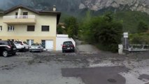 Découvrez les images impressionnantes d'une incroyable coulée de boue qui déferle dans un village suisse - VIDEO