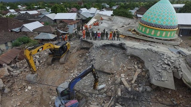Un nuevo seísmo de escala 5,9 sacude la isla de Lombok, en Indonesia