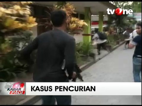 Pencuri Ponsel Ini Nyaris Dihakimi Ratusan Siswa