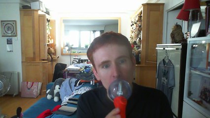 Wiwi égratigne "yaralı" de Bengü