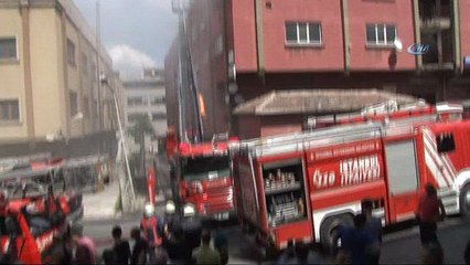 Zeytinburnu’da bulunan deri fabrikasında yangın