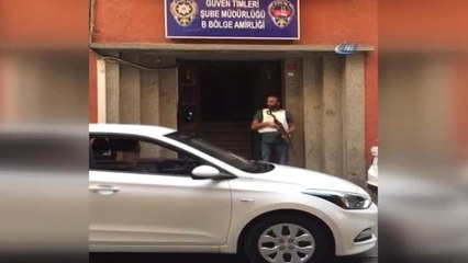 Beyoğlu'nda Kapkaç Yapan Zanlılar Polisten Kaçamadı