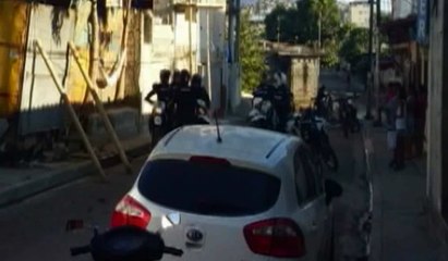 Mujer detenida con 34 dosis de droga al suroeste de Guayaquil