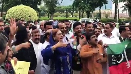 Opposition protest against election Raging at Islamabad